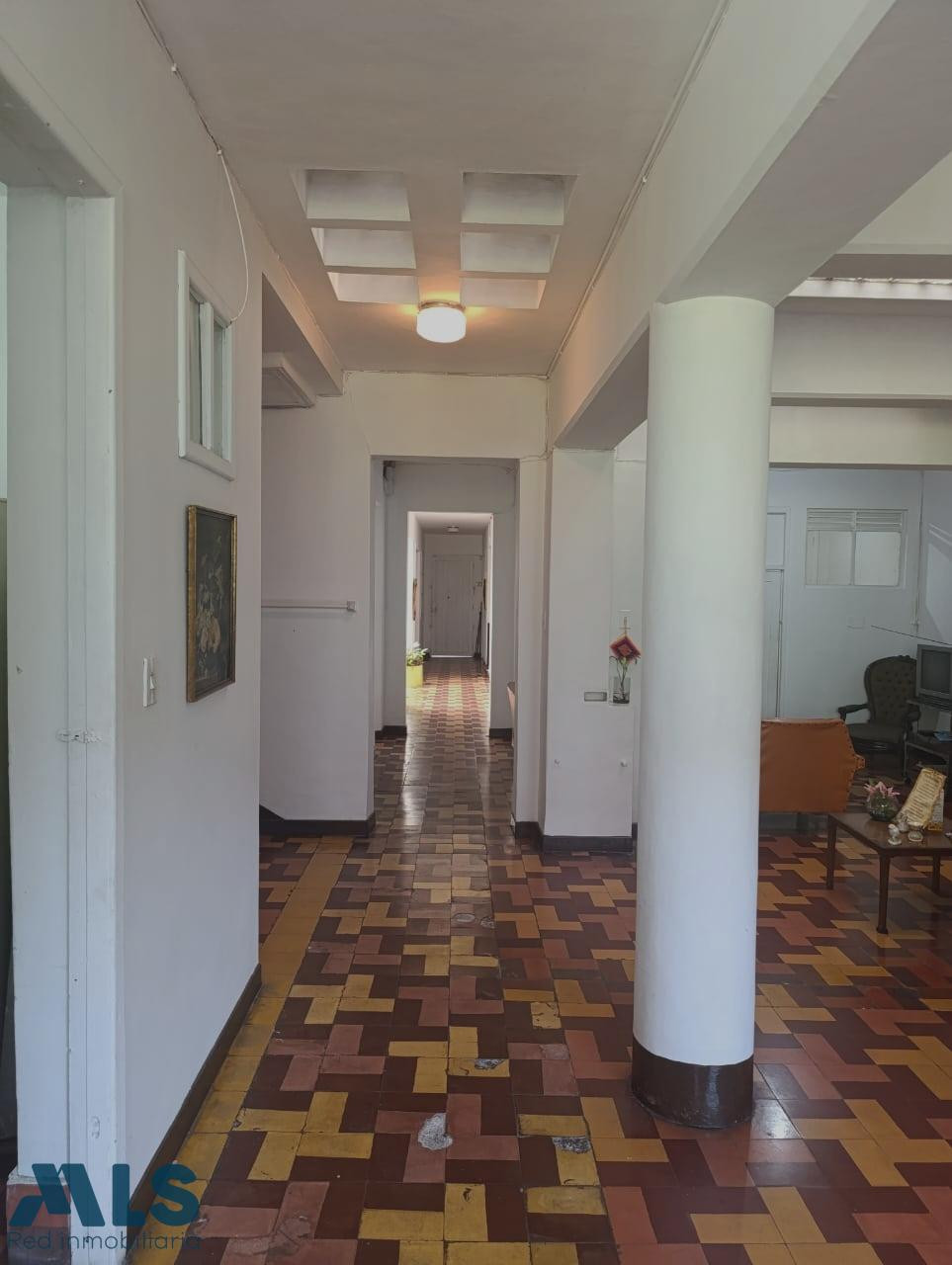Se vende casa en el Centro, sector Prado medellin - prado