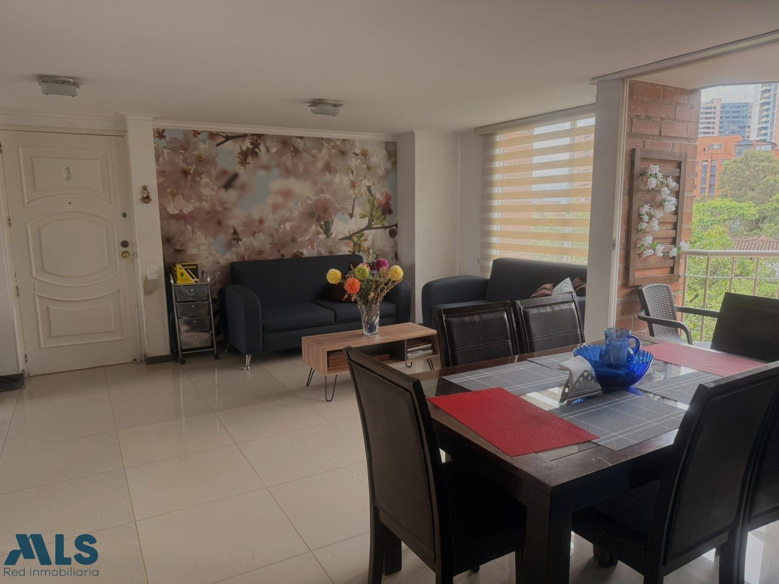 Apartamento para remodelar en venta medellin - los balsos no 1