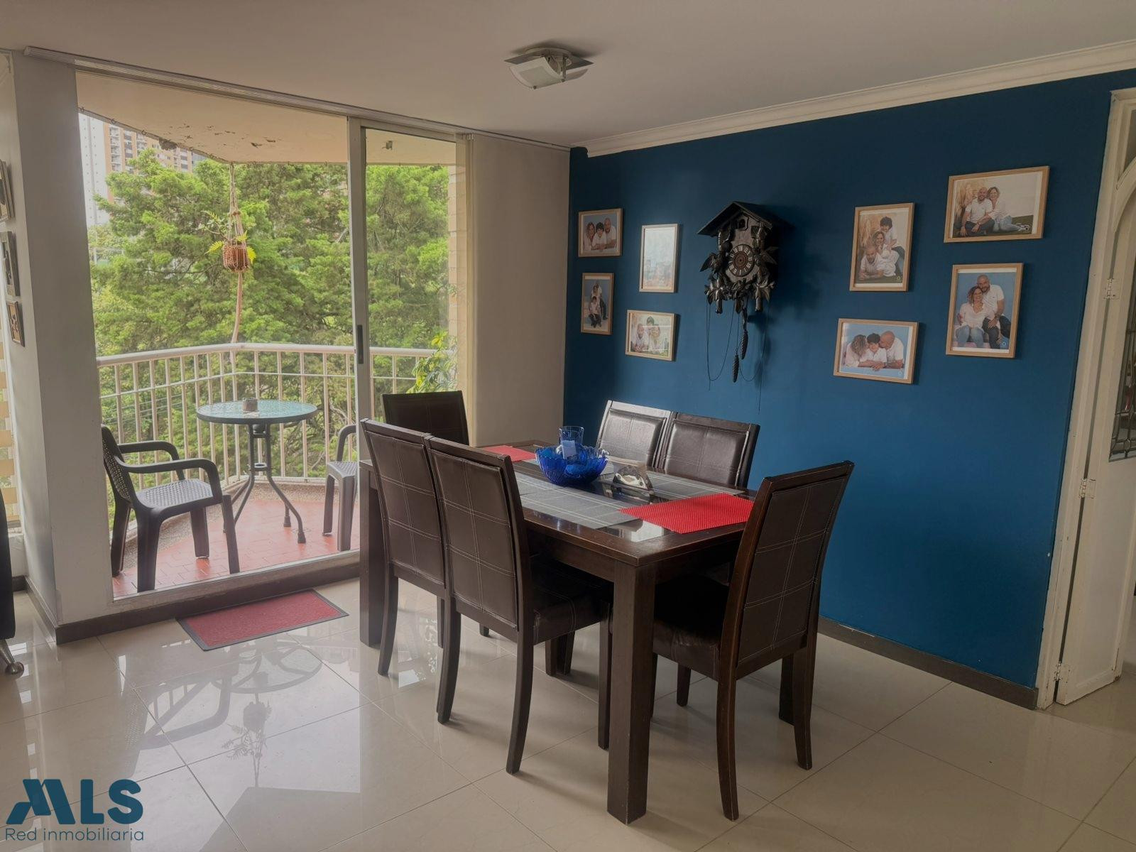 Apartamento para remodelar en venta medellin - los balsos no 1