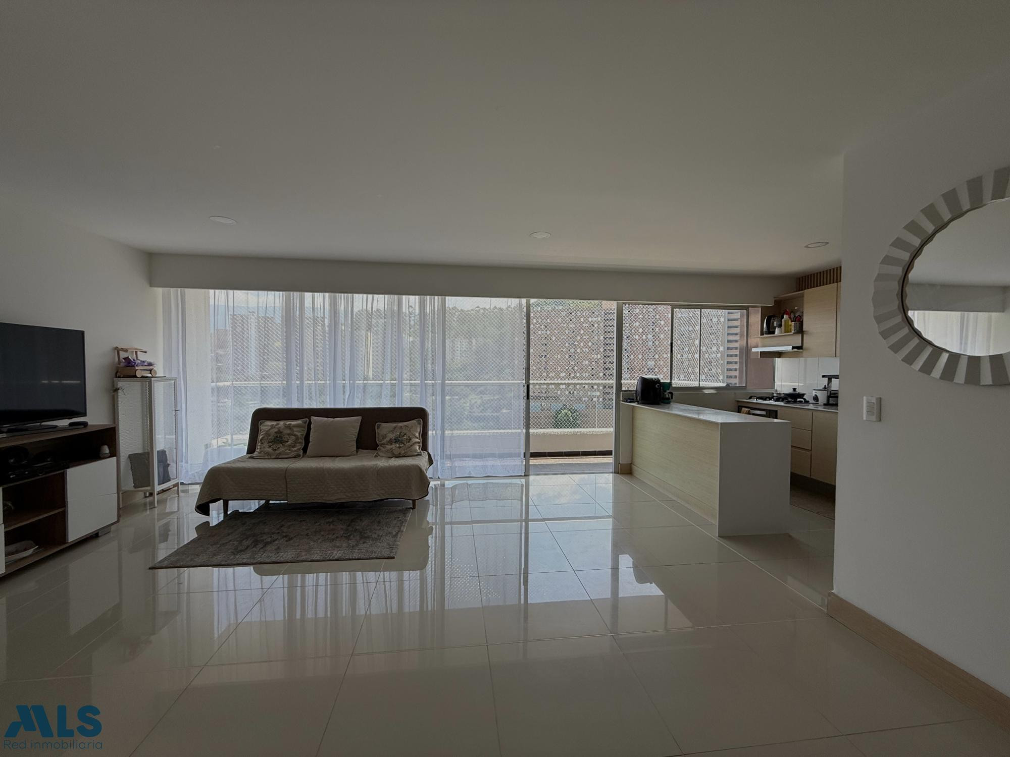 Venta de apartamento en Loma Del Indio medellin - loma del indio