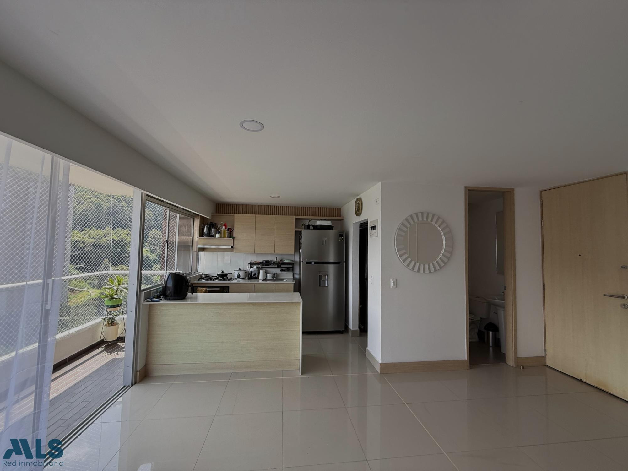 Venta de apartamento en Loma Del Indio medellin - loma del indio