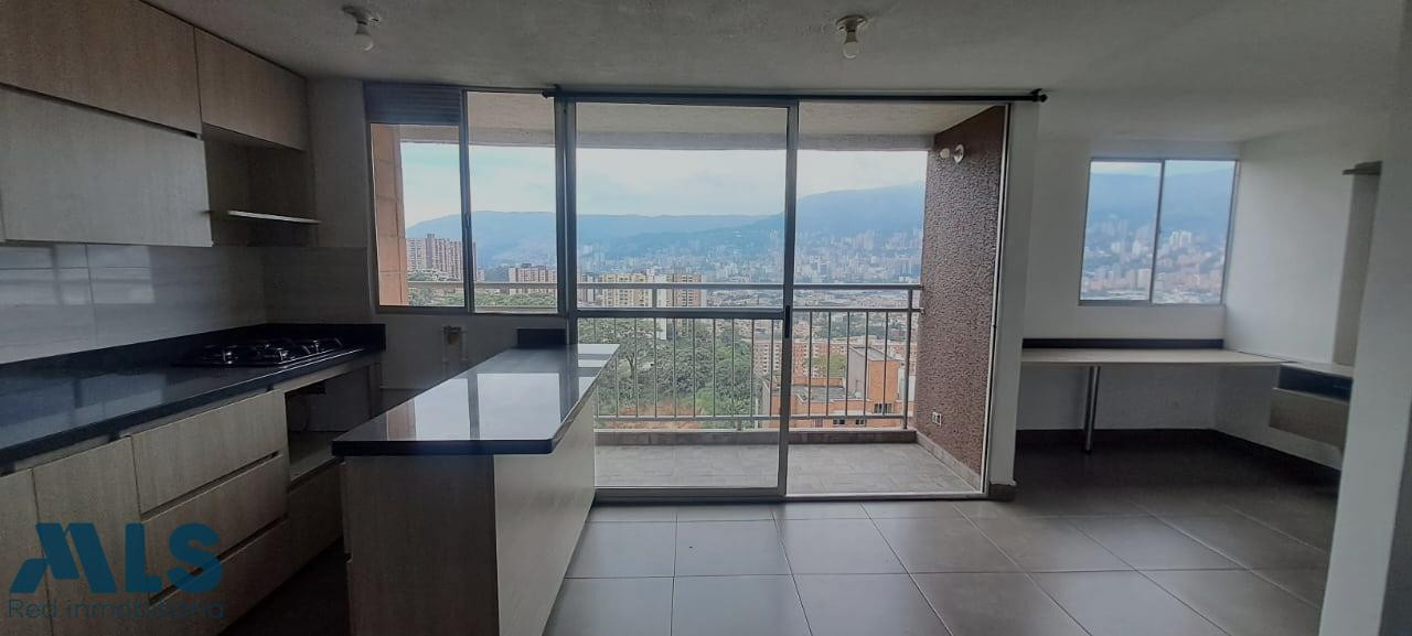 Apartamento amplio y luminoso. itagui - viviendas del sur