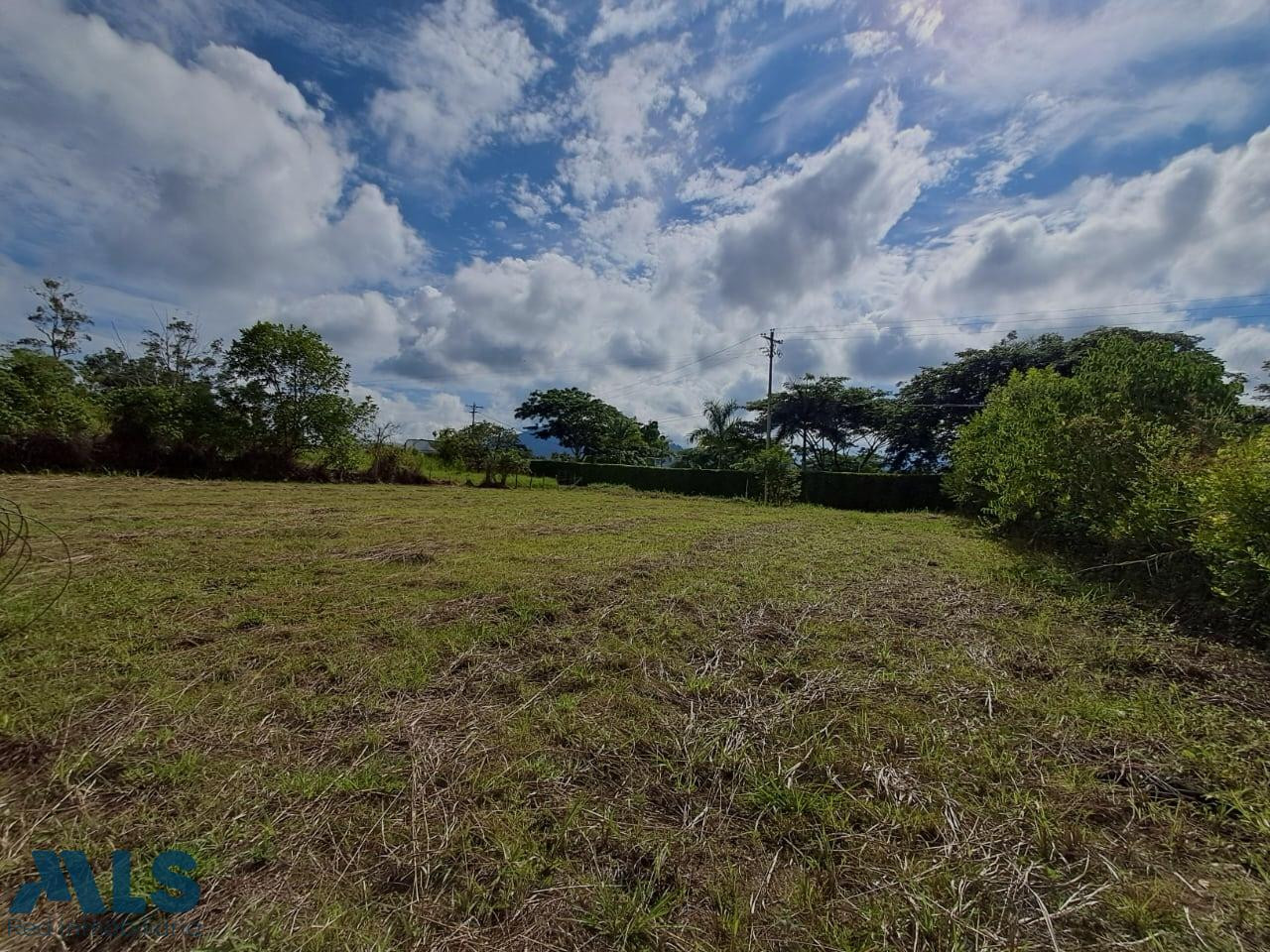 ESPECTACULAR LOTE EN VENTA EN CERRITOS risaralda - cerritos