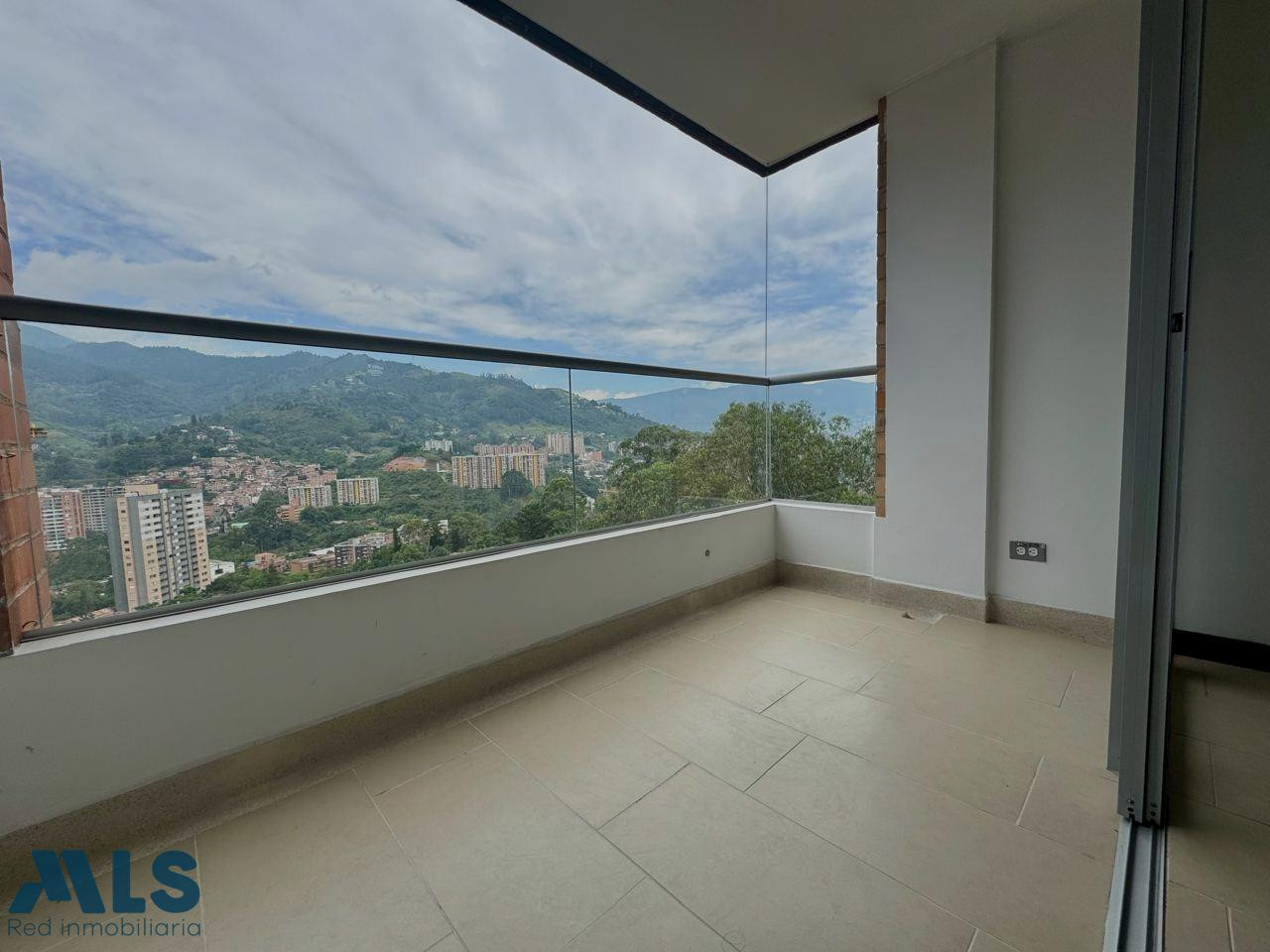 A la venta apartamento en Envigado, sector Loma De Las Brujas envigado - loma de las brujas