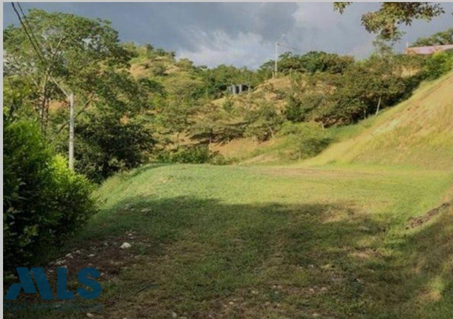 Lote en unidad cerrada listo para construir sopetran - el palmar