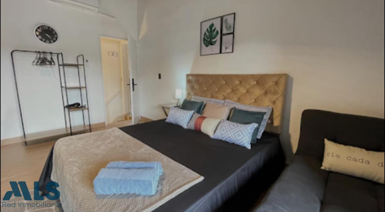 4 Apartamento en venta con renta corta en manila medellin - manila