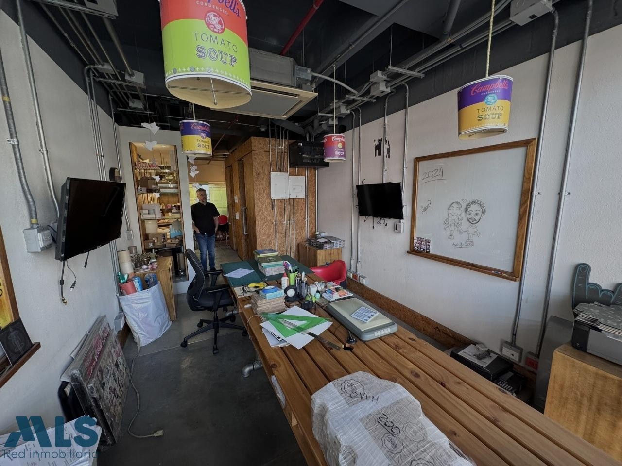 OFICINA O LOCAL COMERCIAL EN TERRACINA PLAZA envigado - la sebastiana