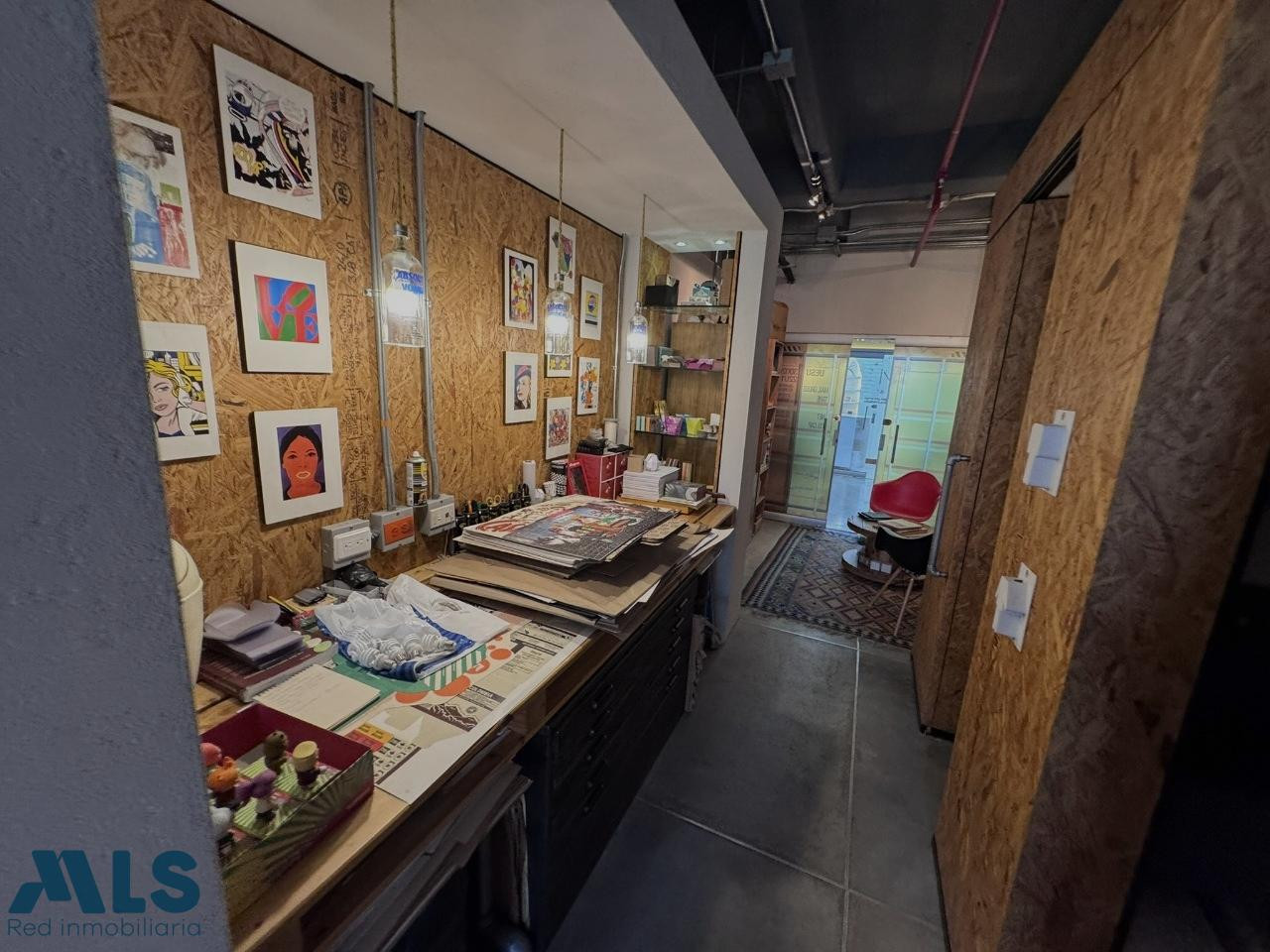 OFICINA O LOCAL COMERCIAL EN TERRACINA PLAZA envigado - la sebastiana