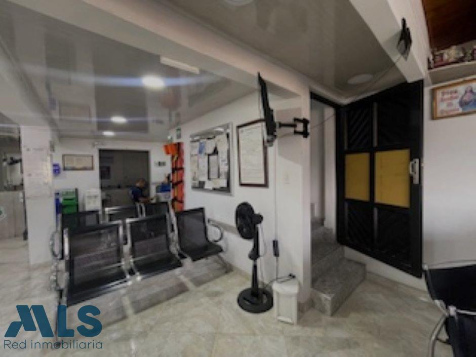 Oficina dúplex en el corazón comercial de Medellín. medellin - san benito