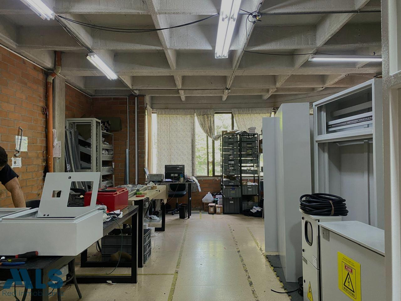 Bodega en el Poblado Villa Carlota medellin - villa carlota