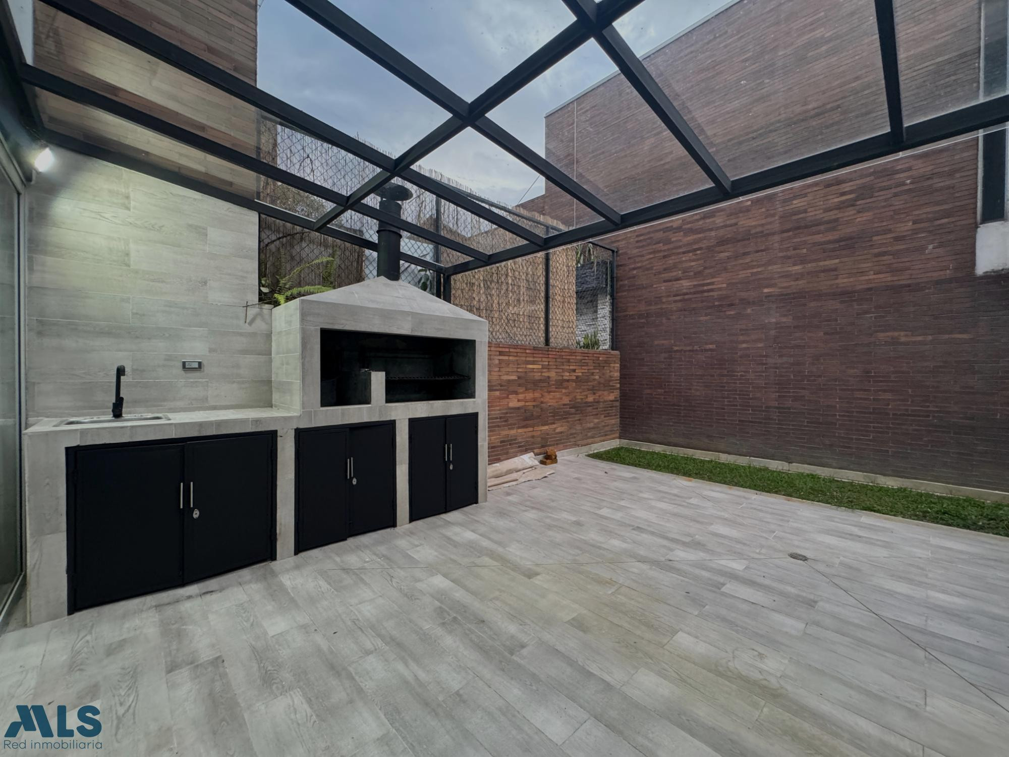 VENTA DE CASA EN EL ESMERALDAL ENVIGADO envigado - el esmeraldal