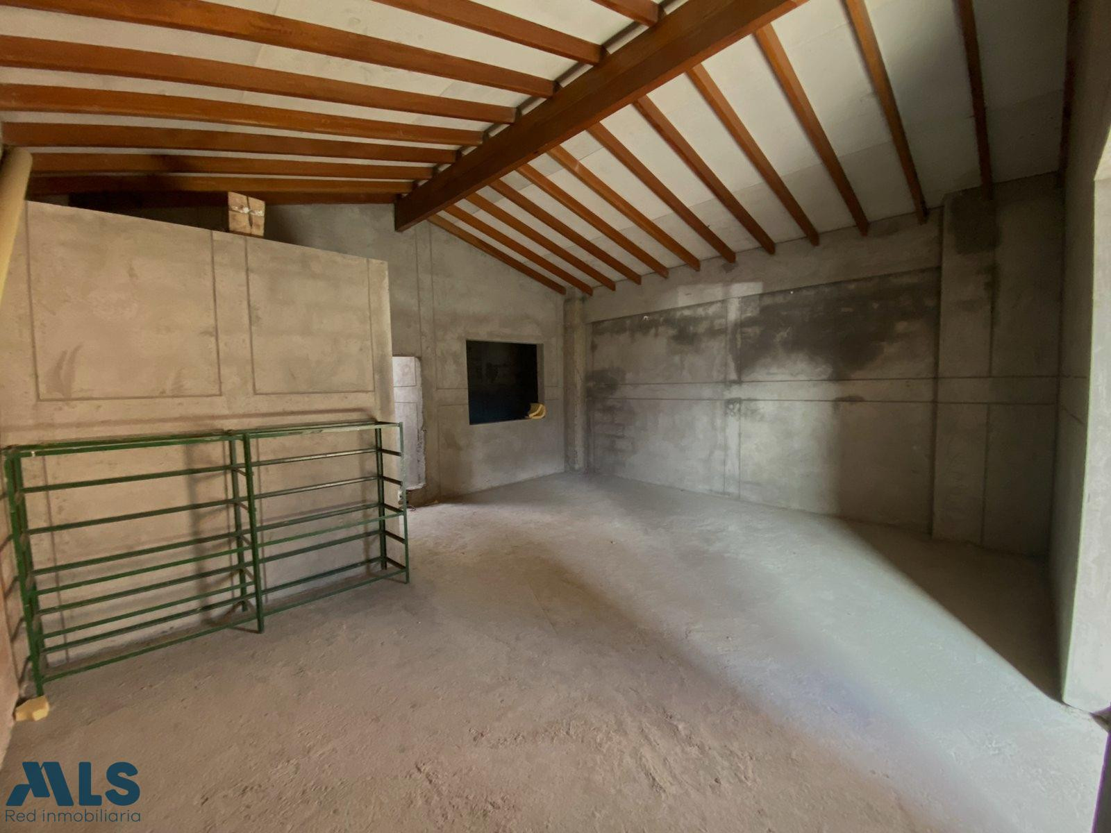 Edificio de uso mixto en Envigado, barrio San José envigado - san jose