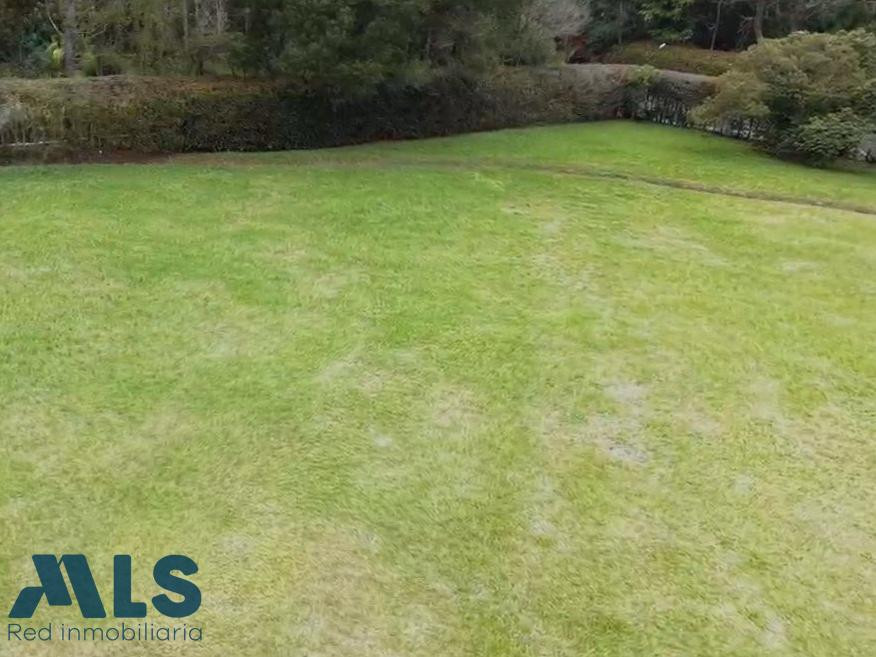 Lote plano en parcelación cerrada en Llanogrande rionegro - llanogrande