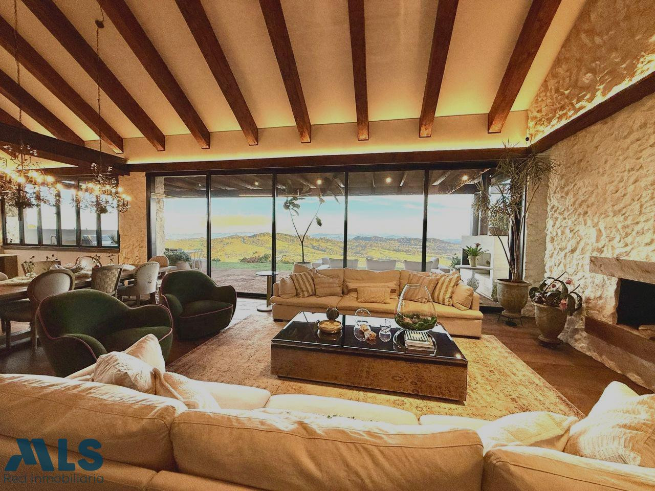 Arquitectura Imponente con Vista Infinita en Alto de las Palmas envigado - alto de las palmas