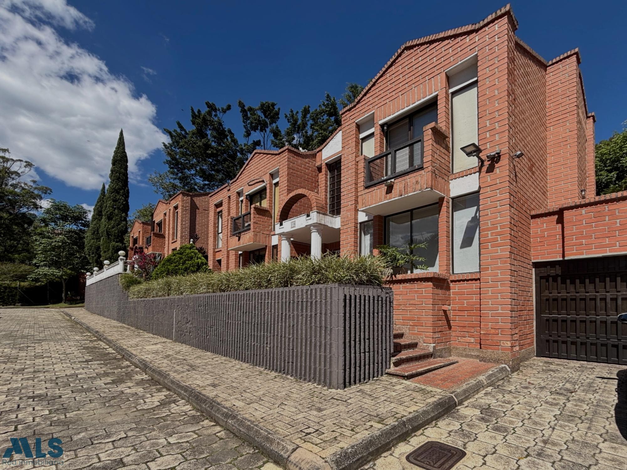 UNA CASA PARA DISFRUTAR envigado - loma de benedictinos