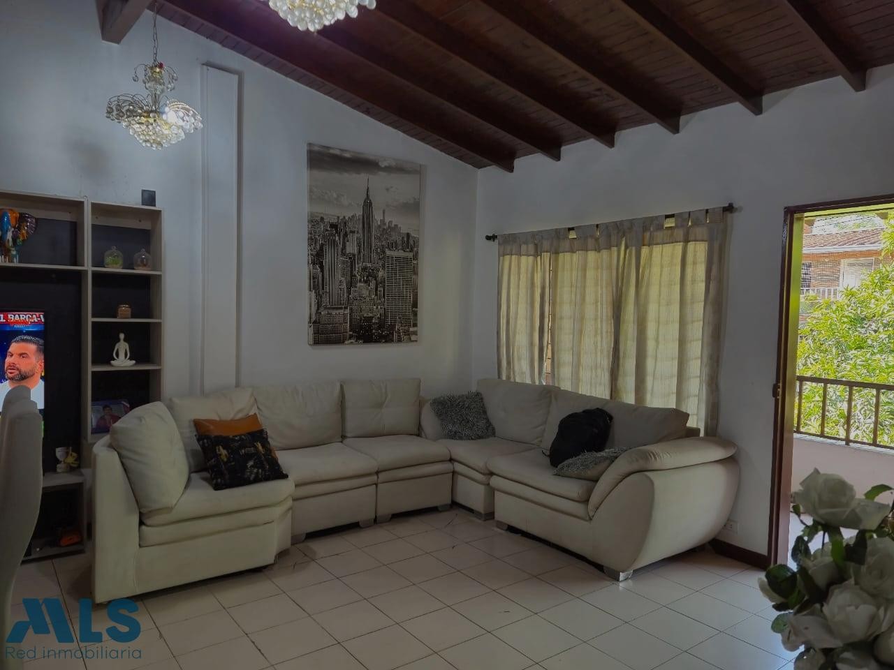 apartamento para la venta de 143 m cerca de la estacion del metro medellin - la pradera