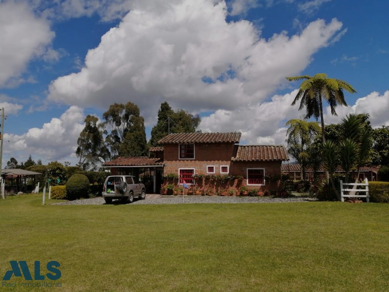 Finca de recreo con espacio aprovechables para el descanso. san-pedro - rural