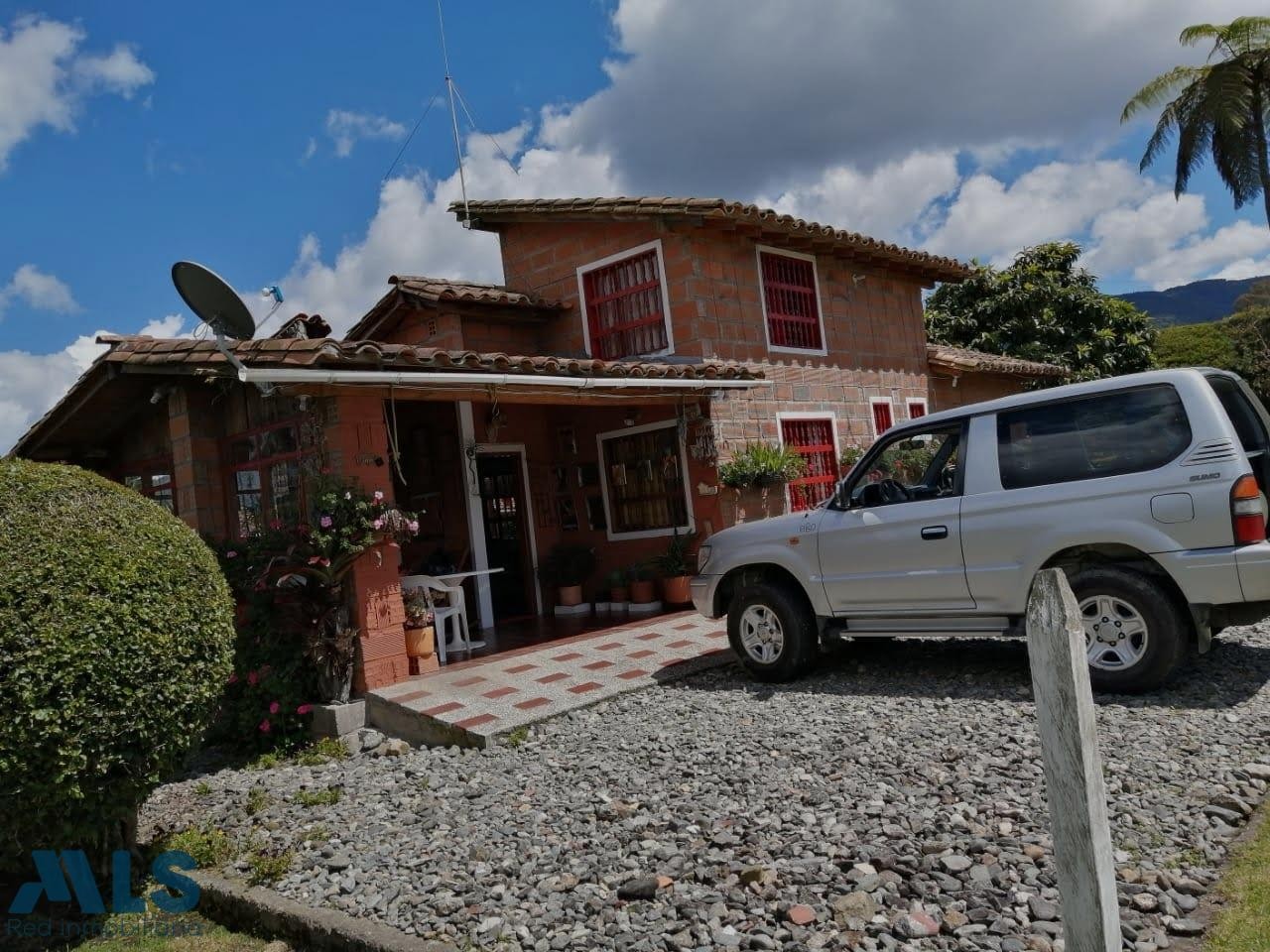 Finca de recreo con espacio aprovechables para el descanso. san-pedro - rural