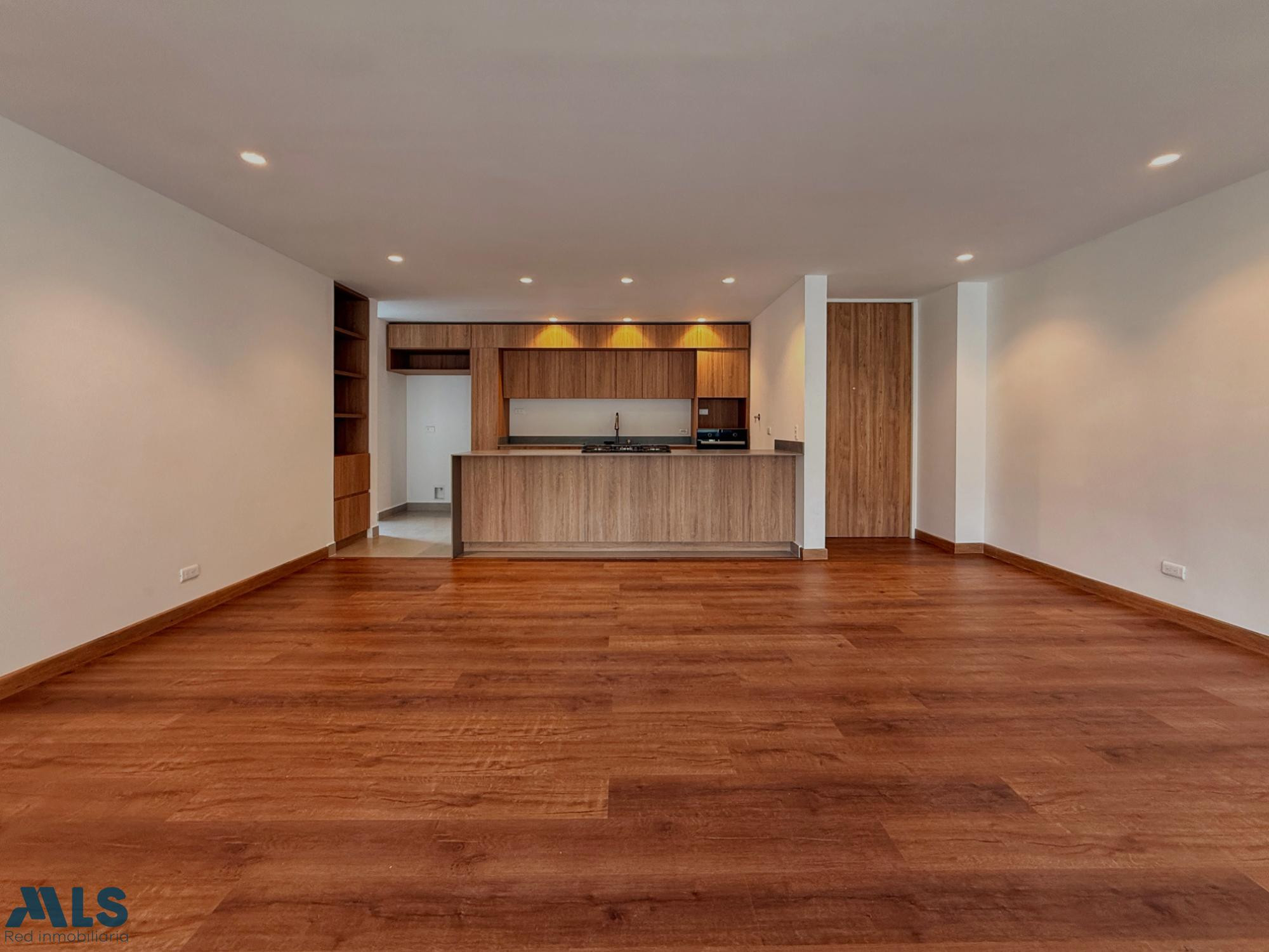 Espectacular apartamento remodelado envigado - loma de las brujas