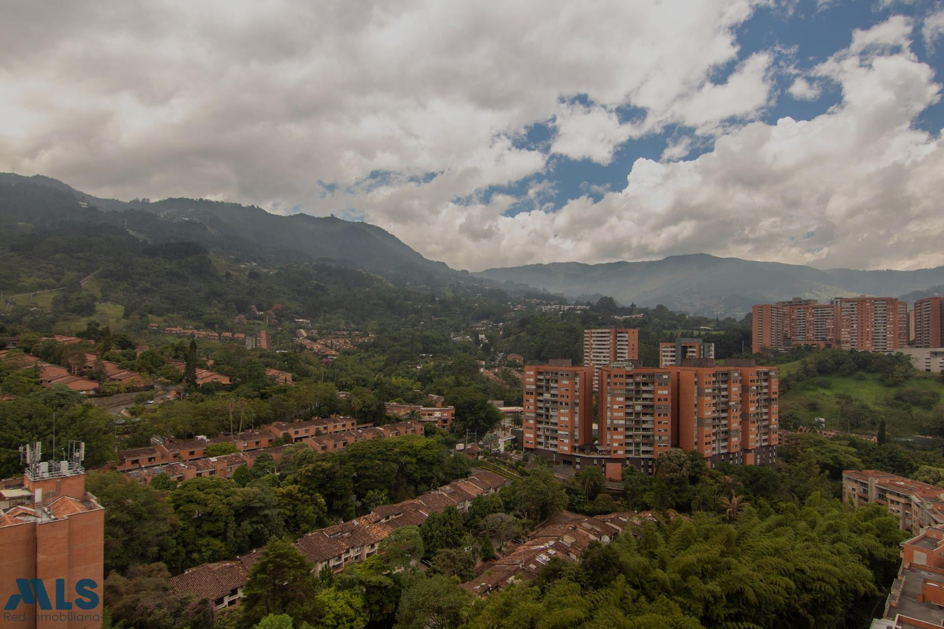 Espectacular apartamento con hermosa vista envigado - el chocho