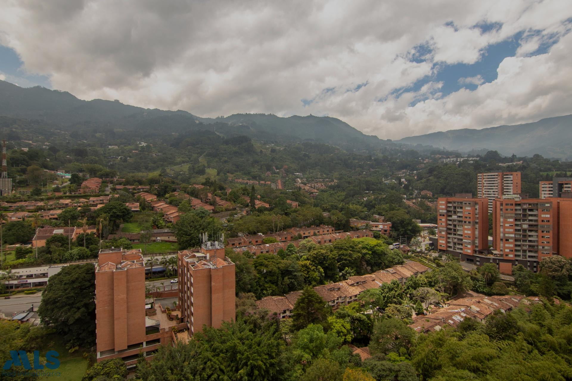 Espectacular apartamento con hermosa vista envigado - el chocho