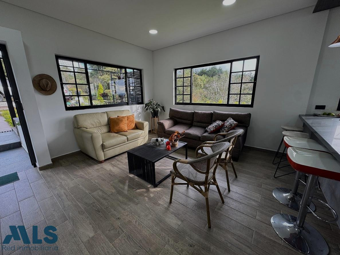 HERMOSA CASA EN UNIDAD CAMPESTRE EN GUATAPÉ guatape - el roble