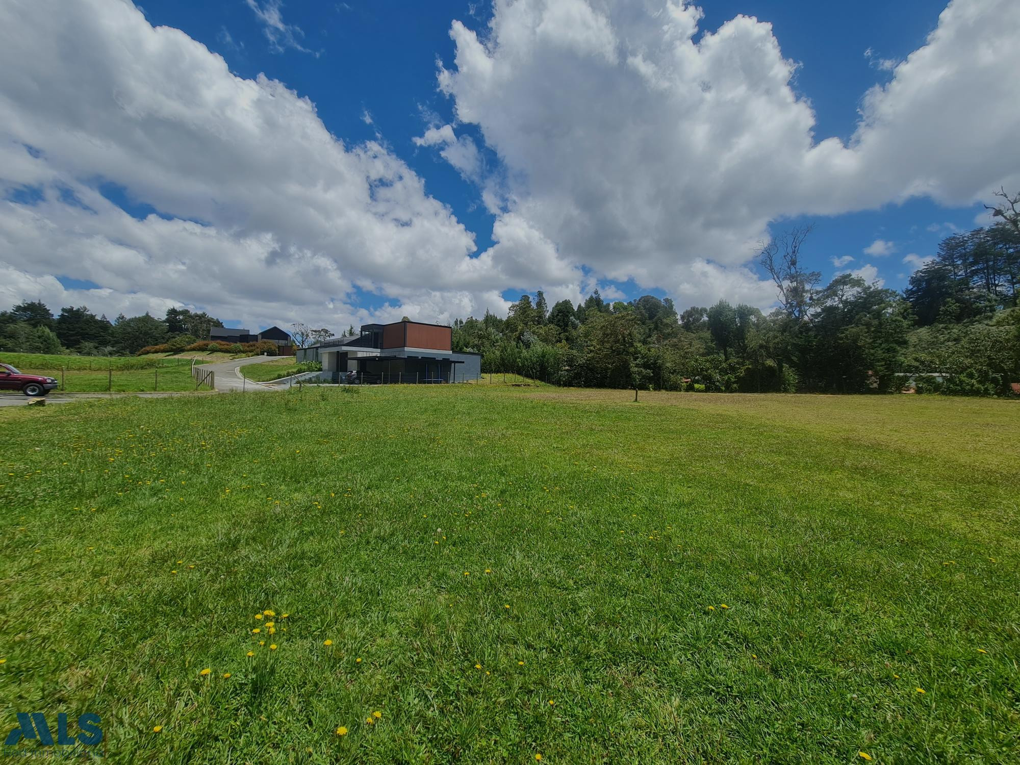 VENTA DE LOTE EN ENVIGADO (ALTO DE LAS PALMAS) envigado - alto de las palmas