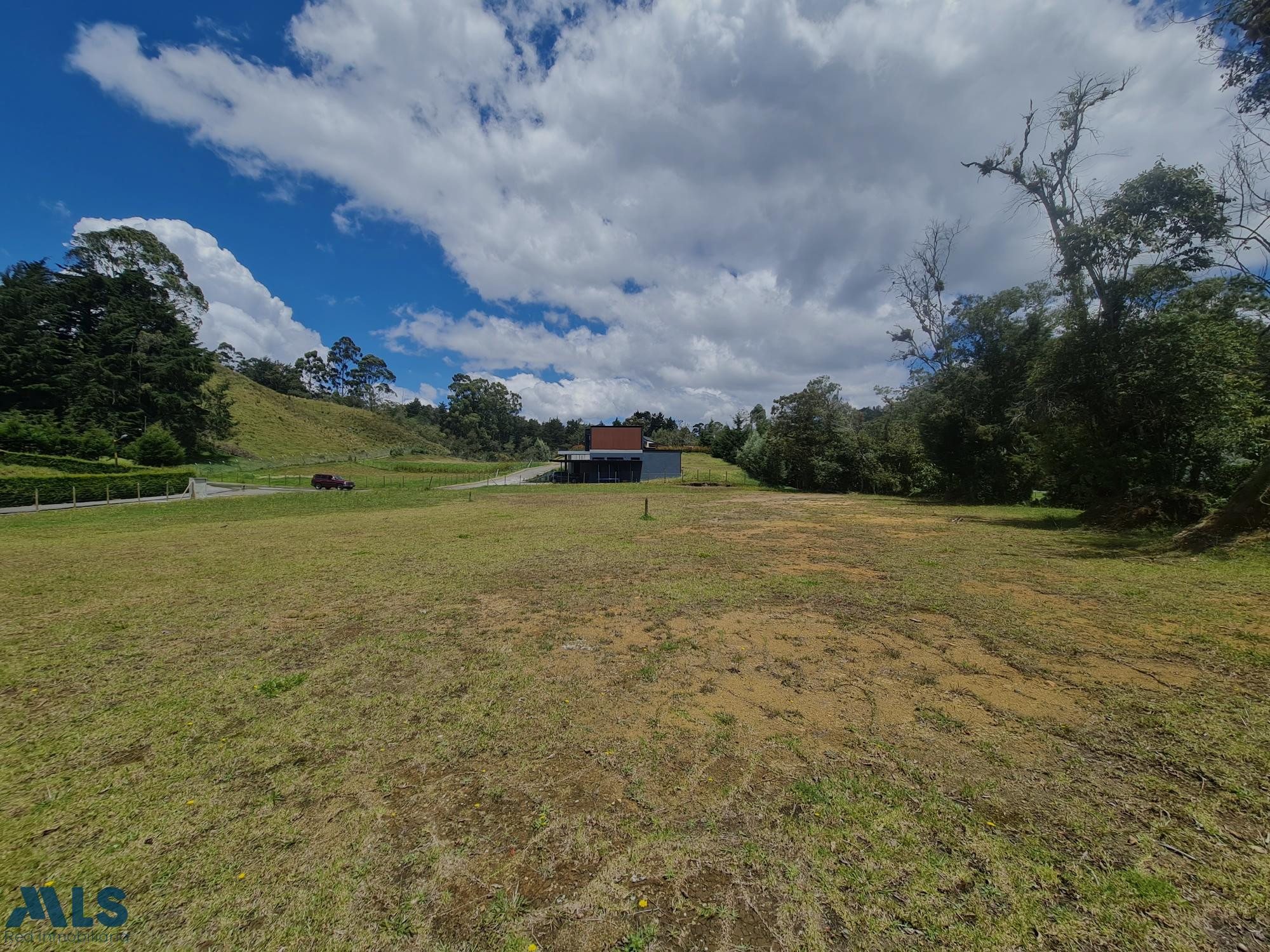 VENTA DE LOTE EN ENVIGADO (ALTO DE LAS PALMAS) envigado - alto de las palmas
