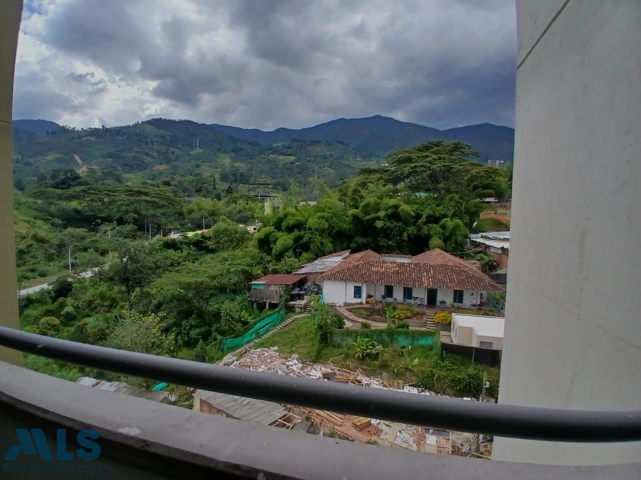 apartamento en obra gris excelente oportunidad de inversion la-estrella - la aldea