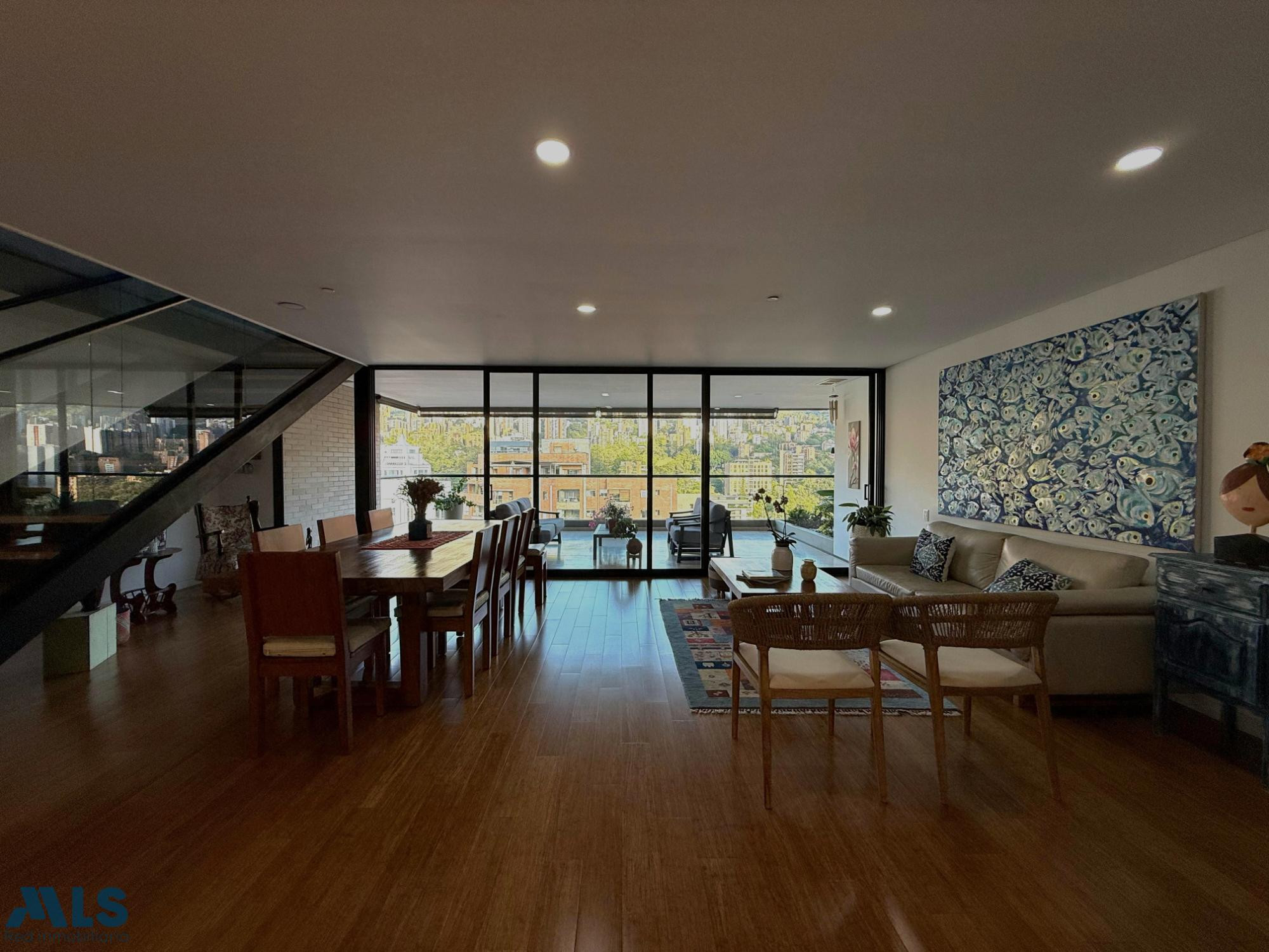 Hermoso Penthouse en el Poblado medellin - santa maria de los angeles