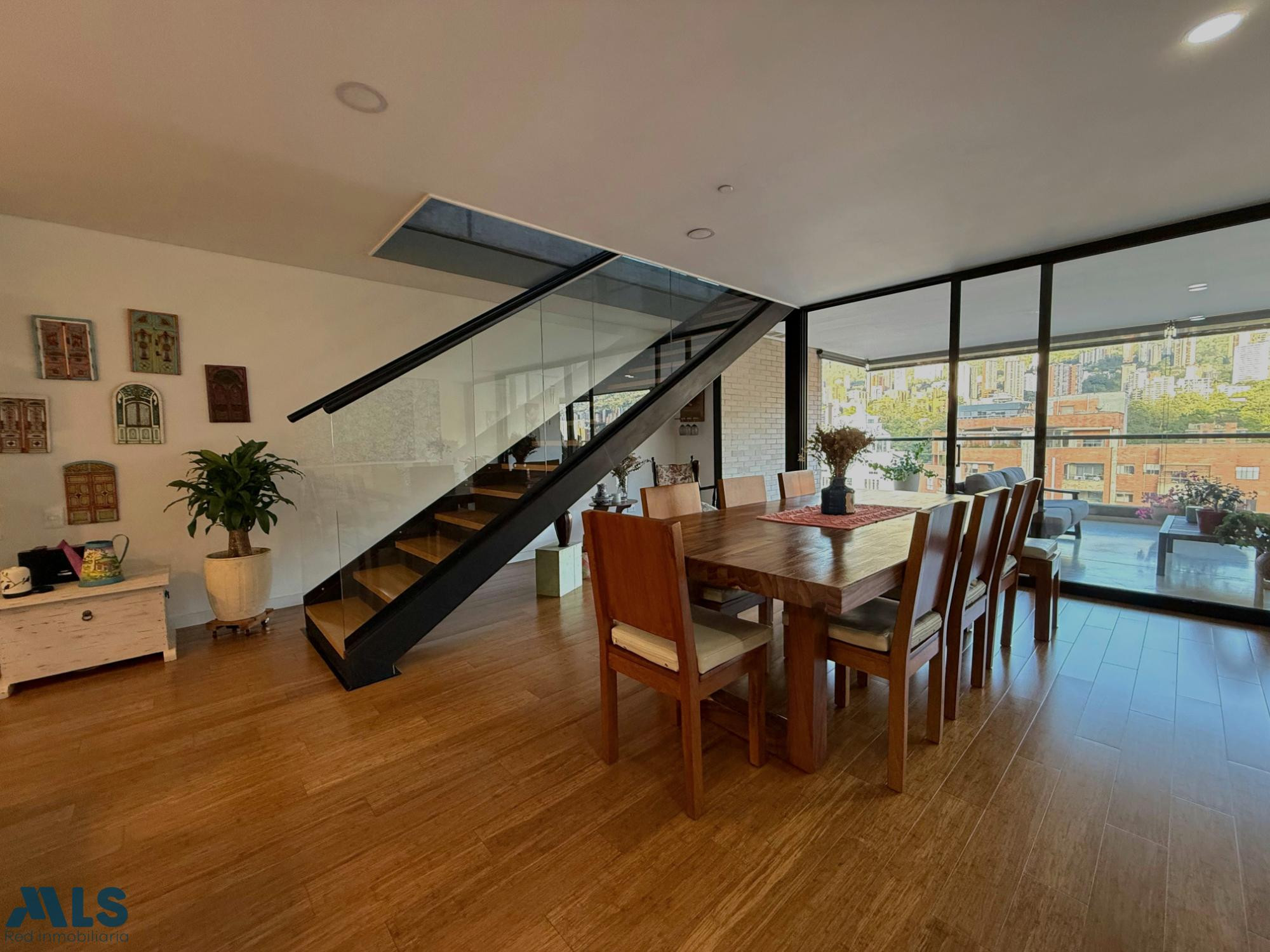 Hermoso Penthouse en el Poblado medellin - santa maria de los angeles