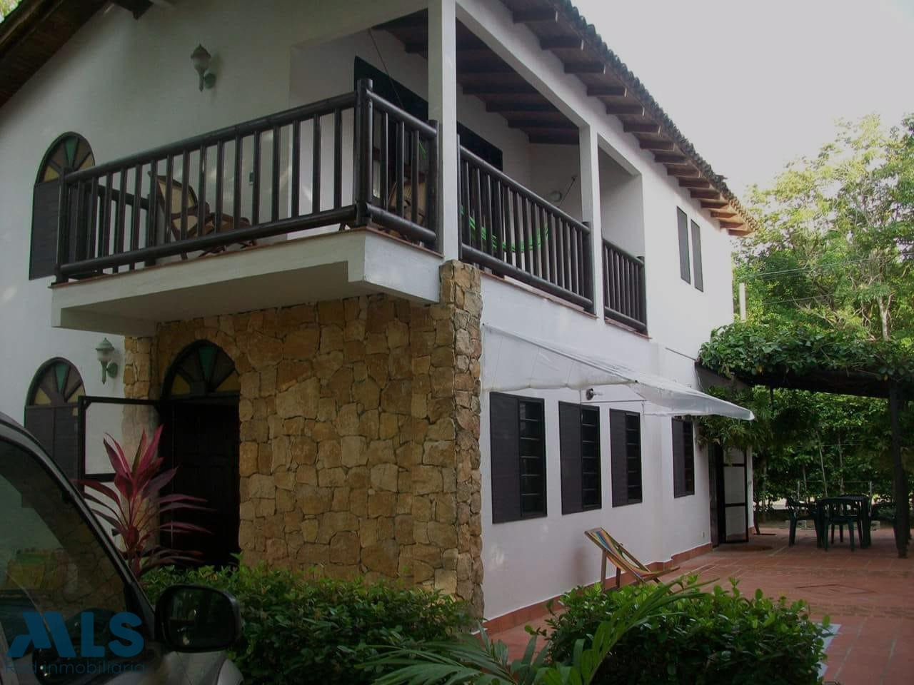 Hermosa cabaña, en Coveñas - Tolu, frente al mar covenas - el porvenir