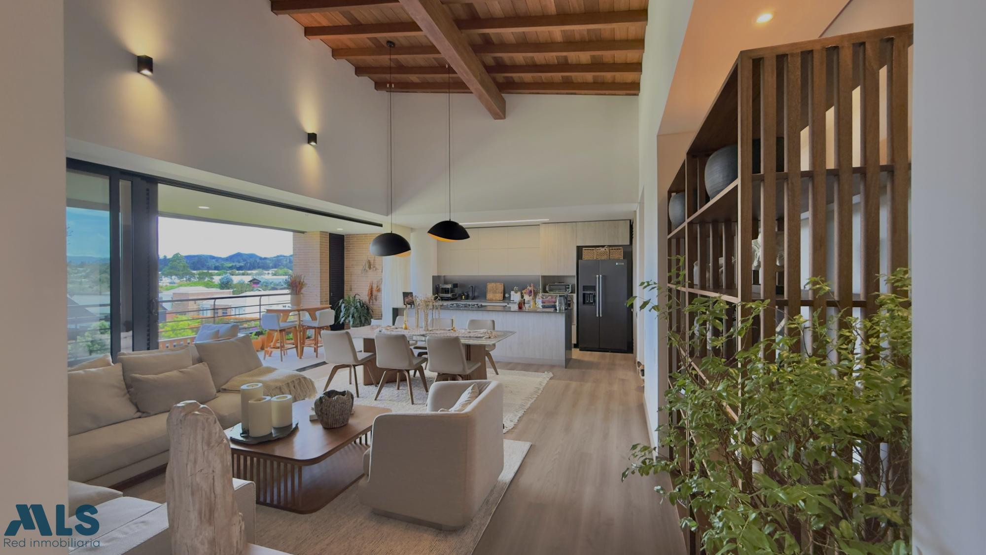 ESPECTACULAR APARTAMENTO COMPLETAMENTE AMOBLADO EN LLANOGRANDE rionegro - llanogrande
