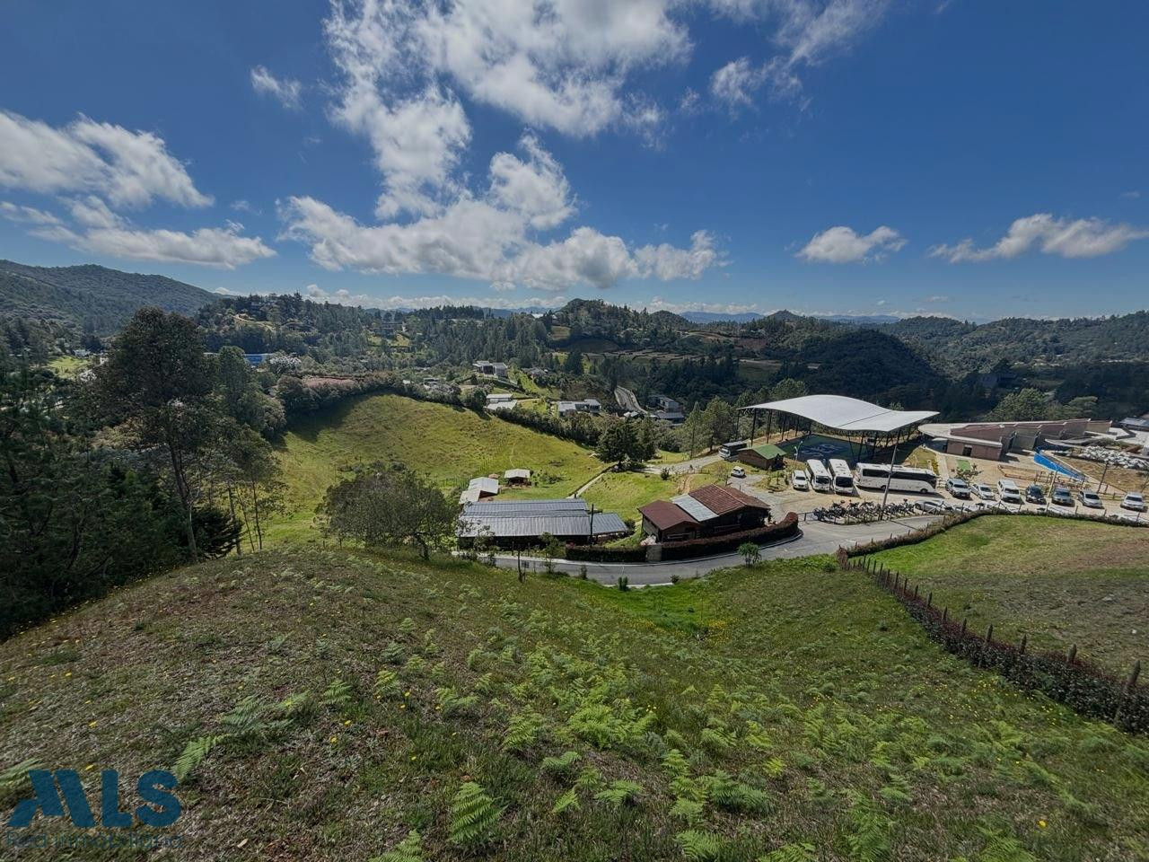 HERMOSO LOTE EN EL ESCOBERO CON VISTA envigado - alto de las palmas