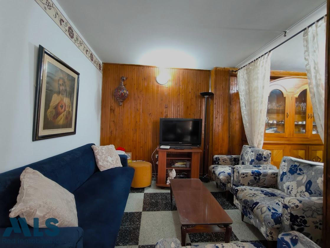 VENTA DE CASA EN PRIMER PISO LAURELES SIMON BOLIVAR medellin - simon bolivar