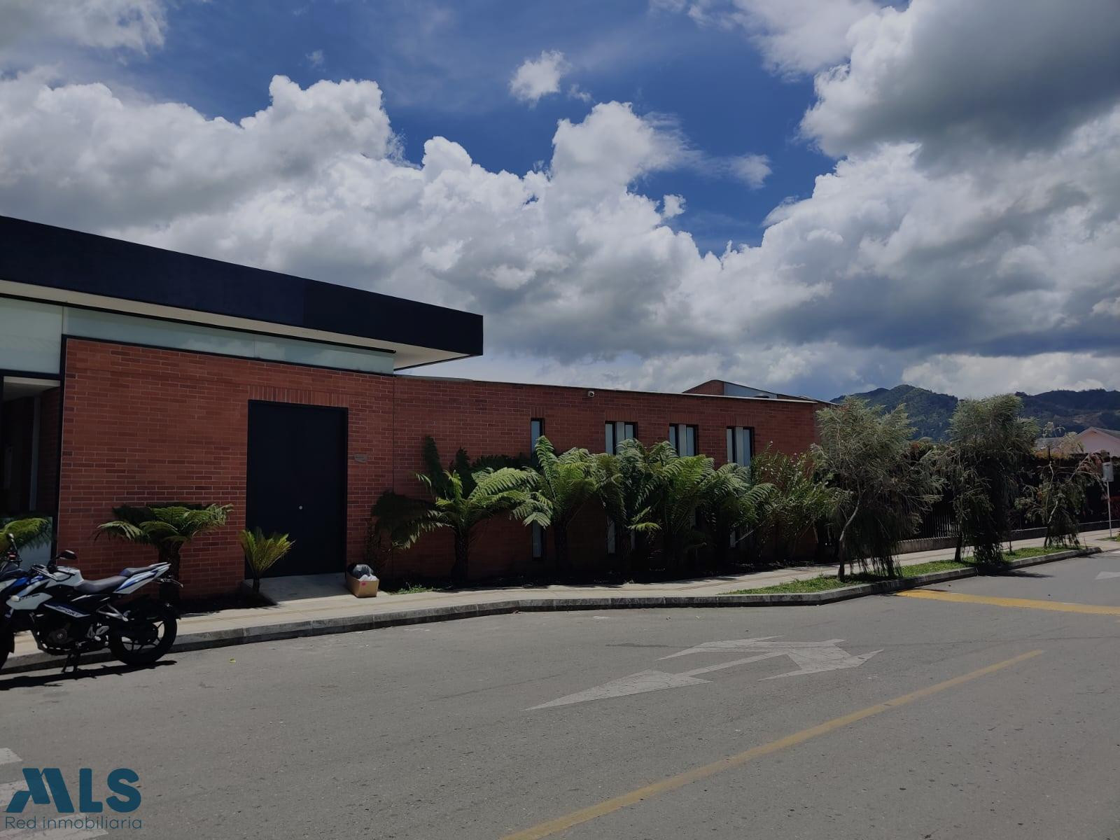 LOTE MUY BIEN UBICADO la-ceja - via la ceja la union