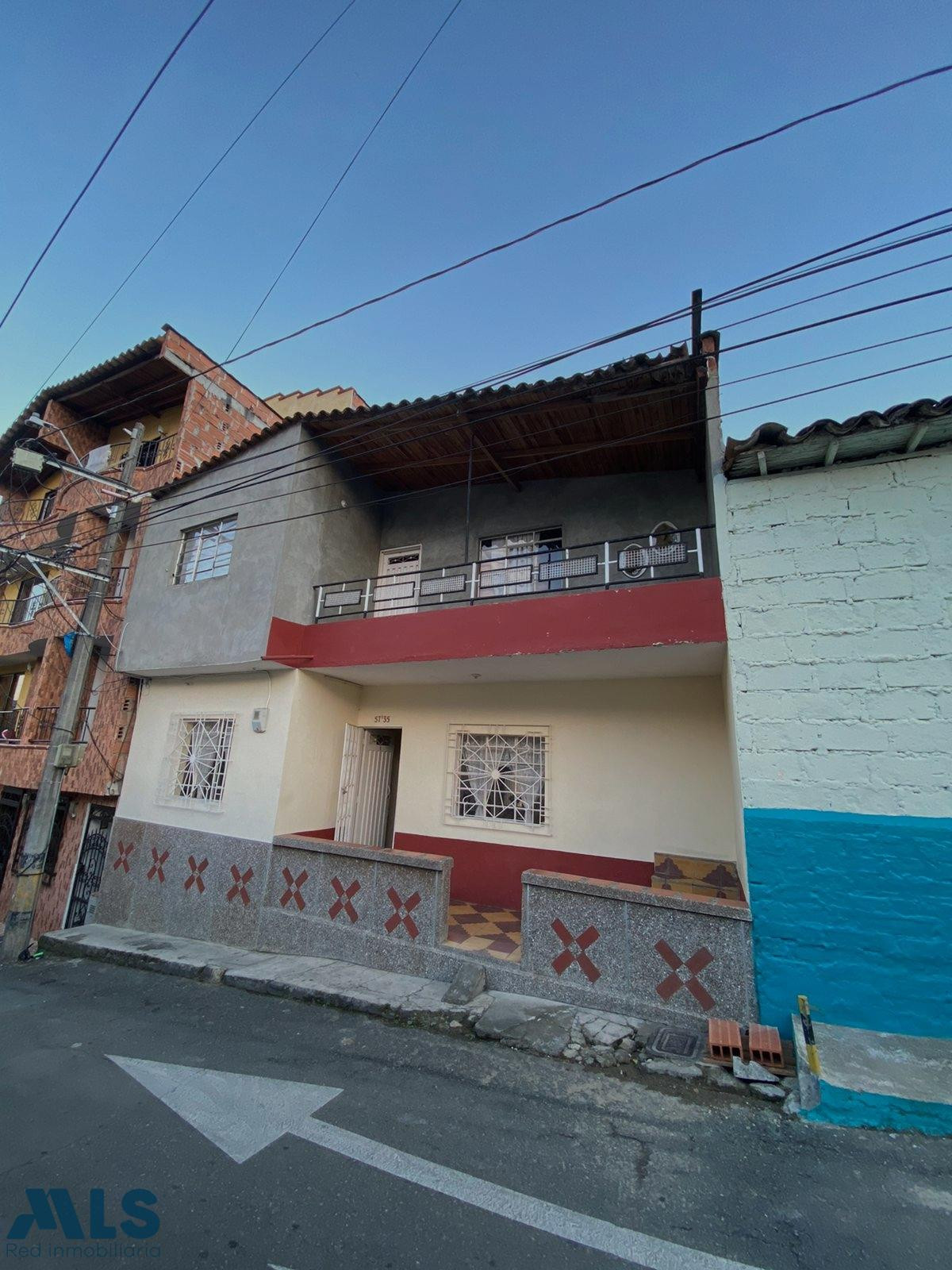 Casa en Copacabana con posibilidad de construir copacabana - la azulita