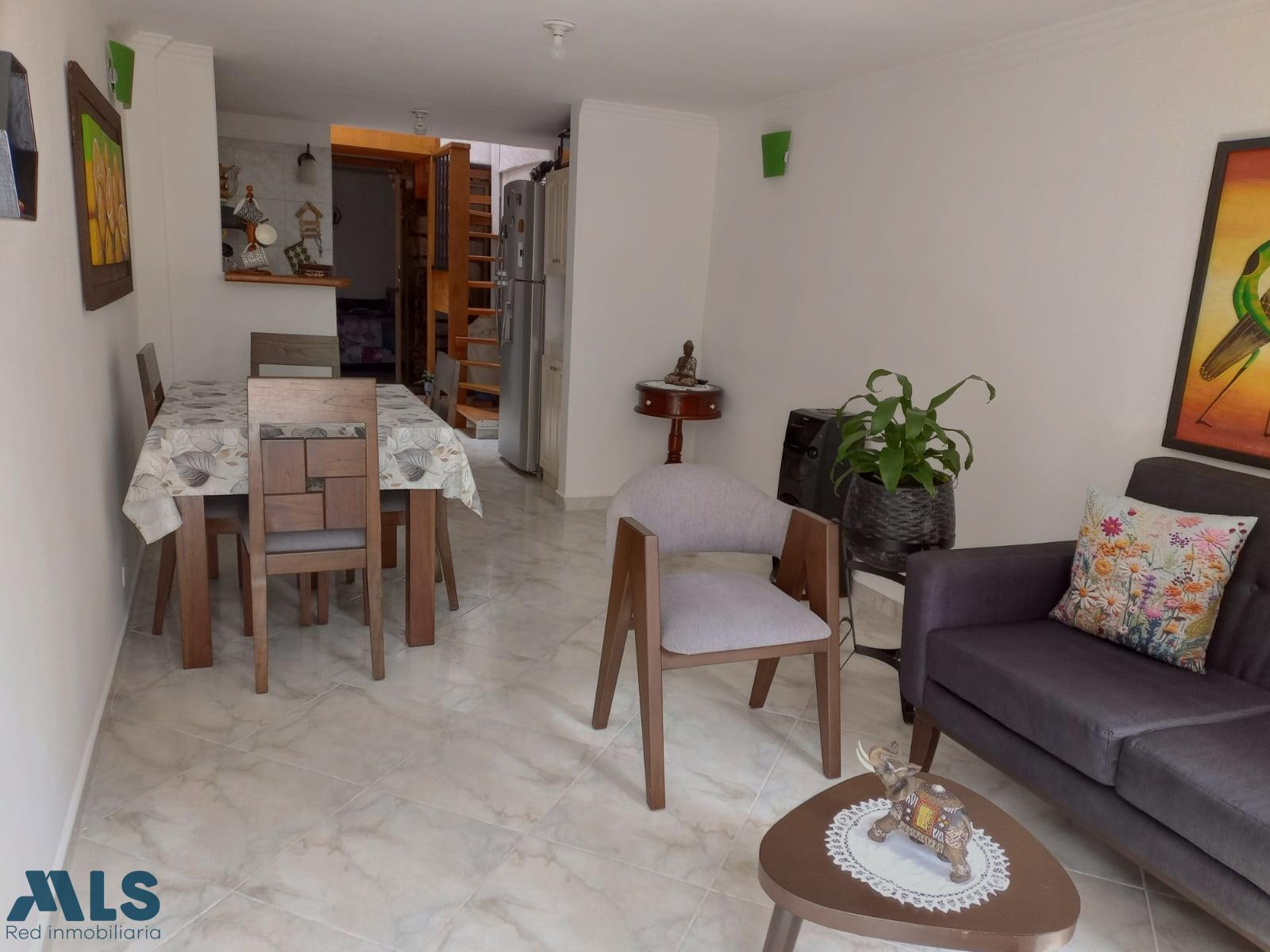 Hermosa Casa en Buenos Aires medellin - buenos aires