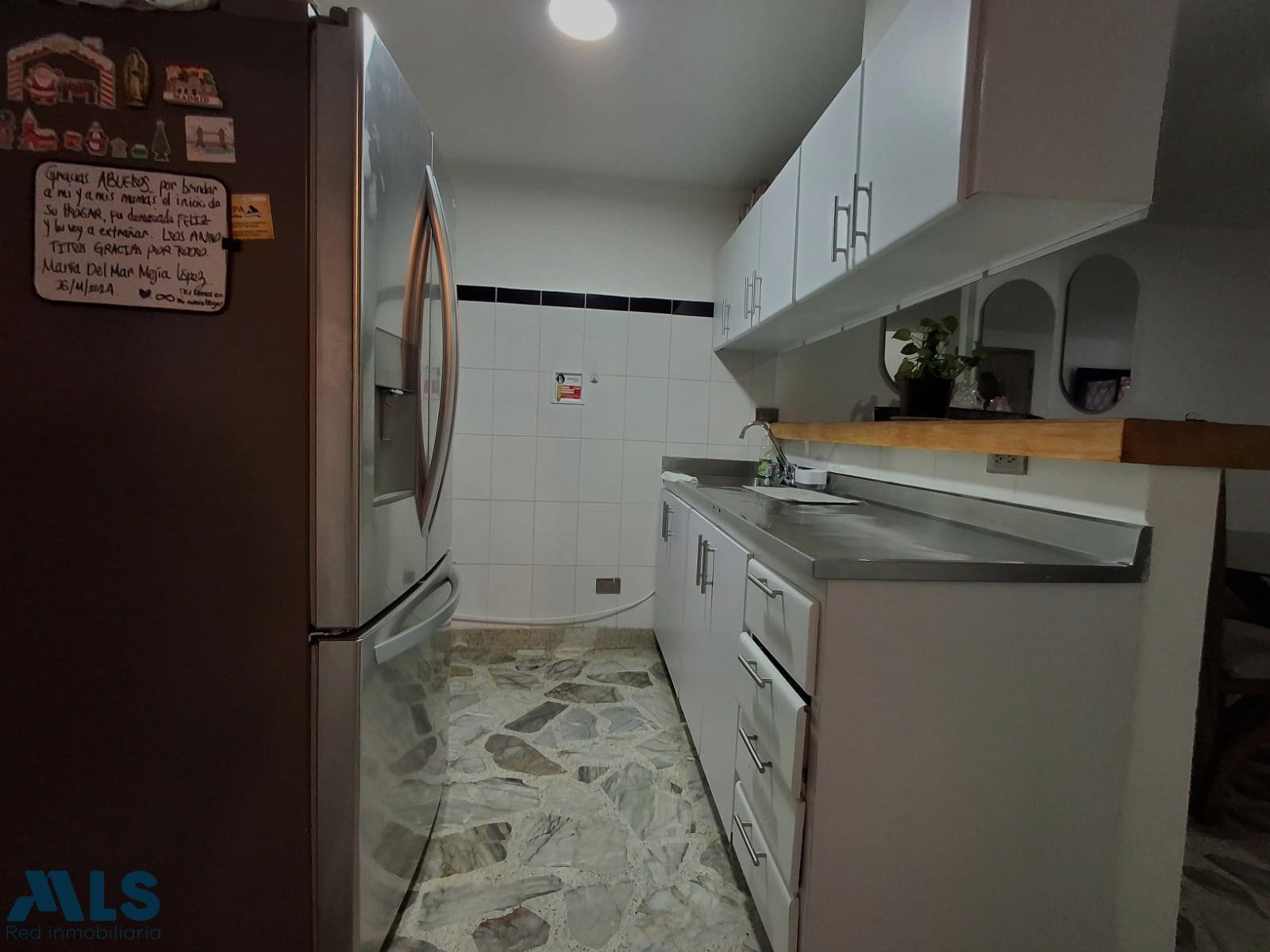 Apartamento en Laureles con Excelente Ubicación. medellin - laureles