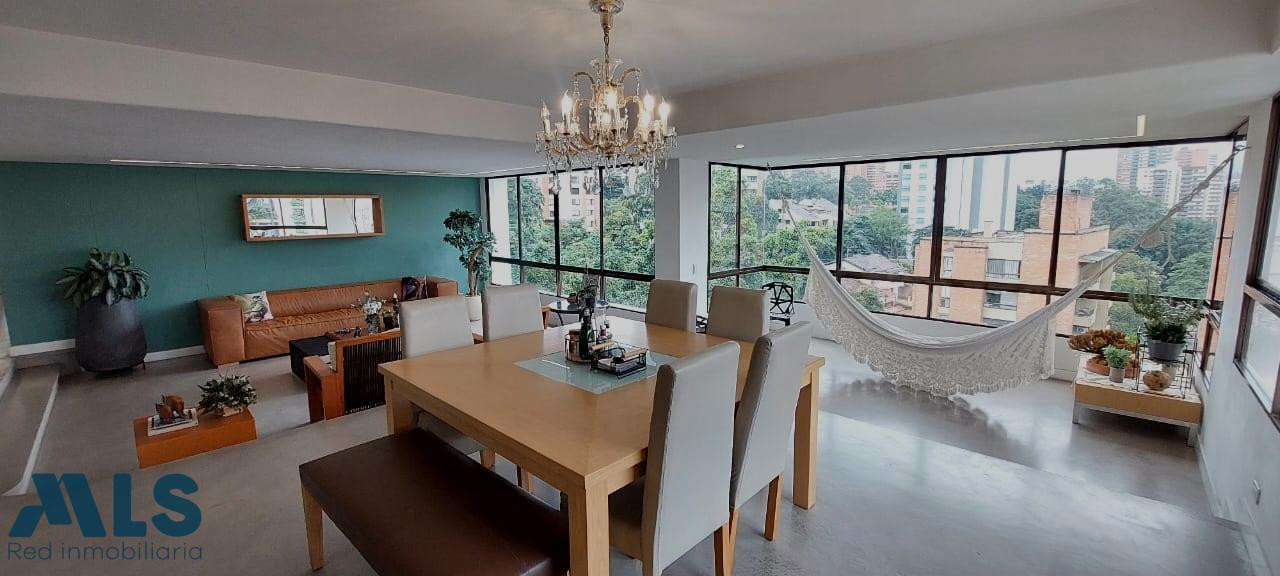 Apartamento remodelado en El Poblado. medellin - alejandria