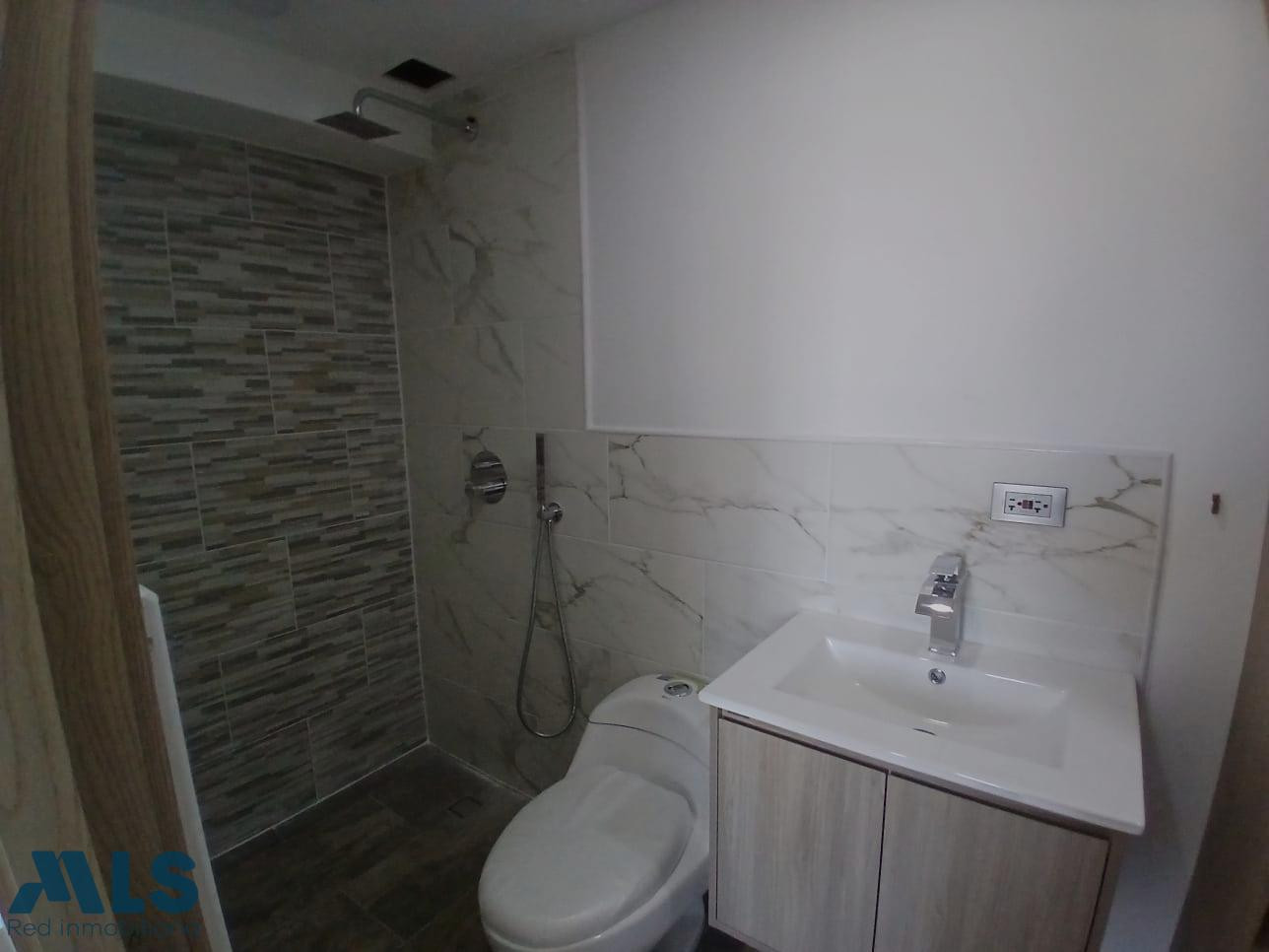Apartamento con excelente vista sabaneta - v pan de azucar