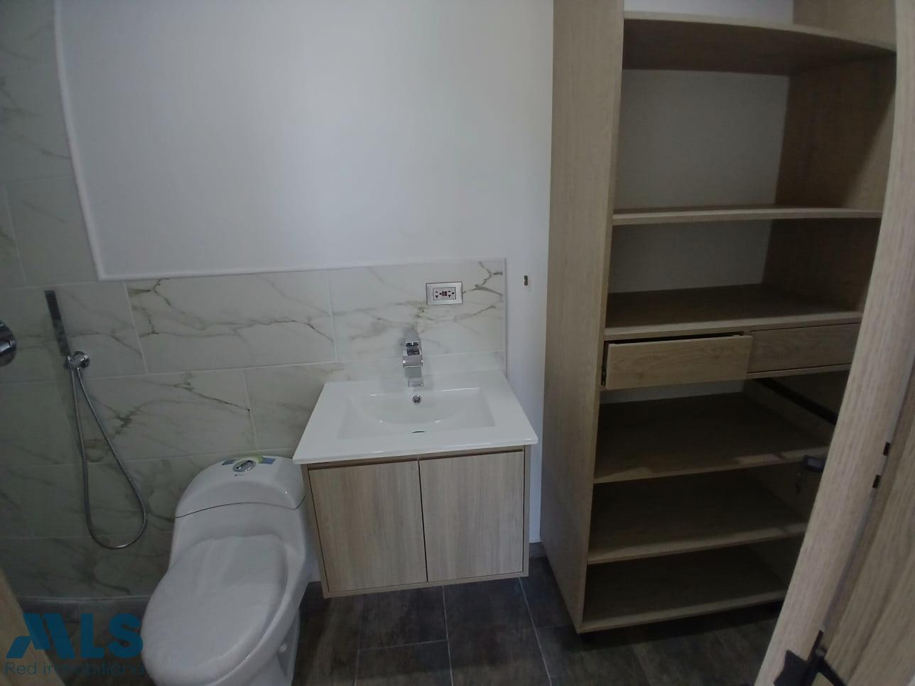 Apartamento con excelente vista sabaneta - v pan de azucar