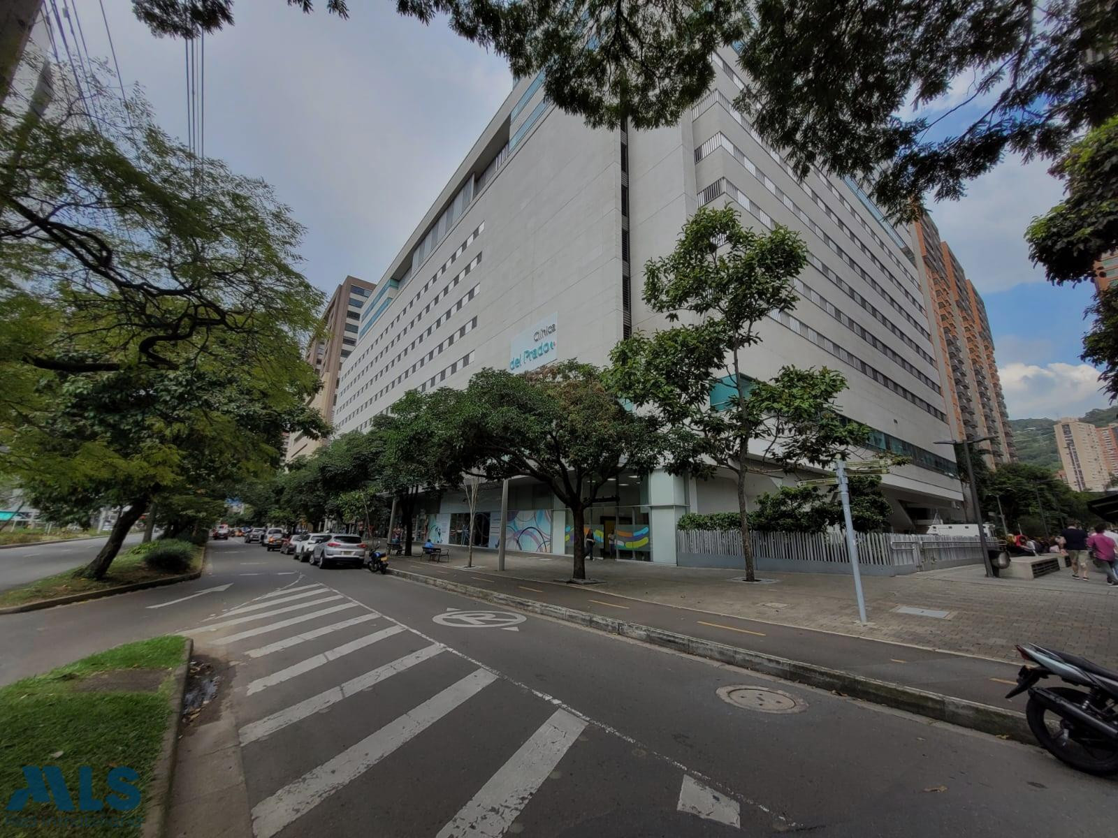 Excelente consultorio en ciudad del rio medellin - ciudad del rio