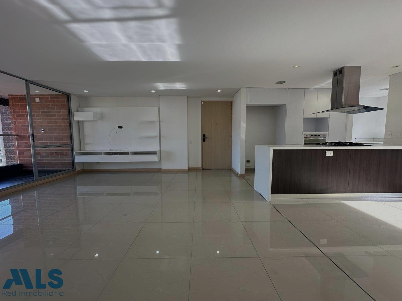 Apartamento amplio y con hermosa vista en Sabaneta sabaneta - loma de san jose