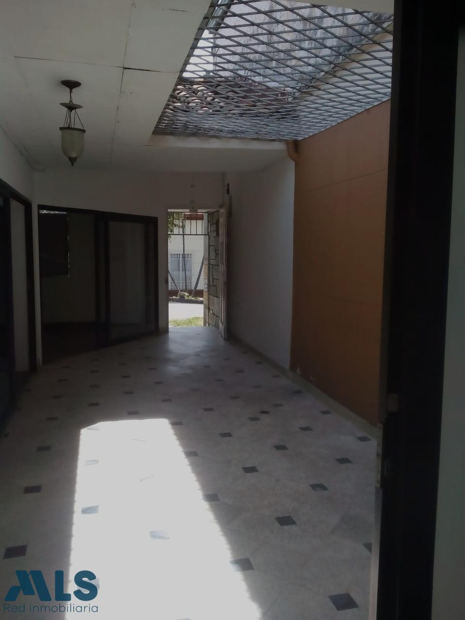 Venta de casa independiente en prado centro medellin - prado