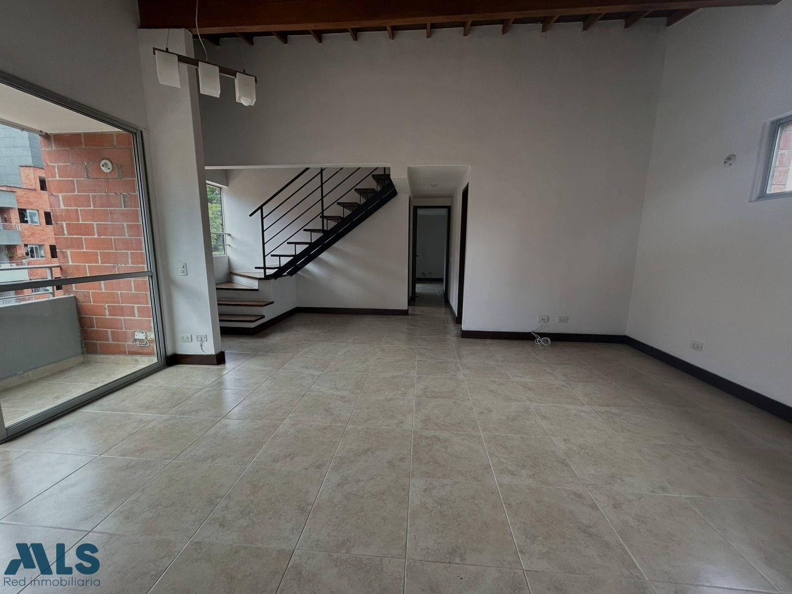HERMOSA APARTAMENTO DUPLEX ENVIGADO envigado - loma de cumbres
