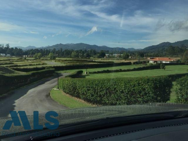 LOTE CON EL MEJOR PRECIO DE LLANO GRANDE rionegro - v el tablazo