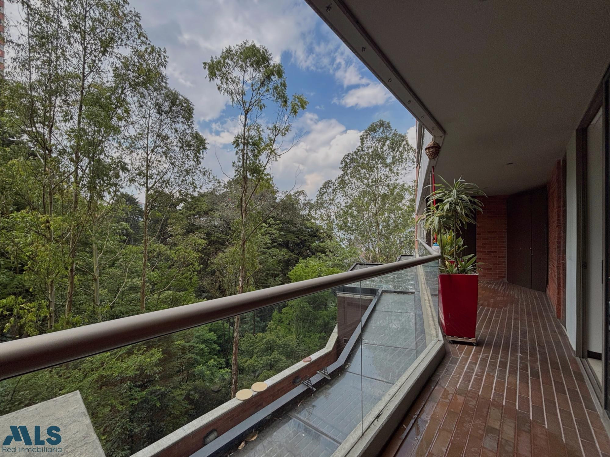 HERMOSO APARTAMENTO PARA LA VENTA medellin - loma cola del zorro