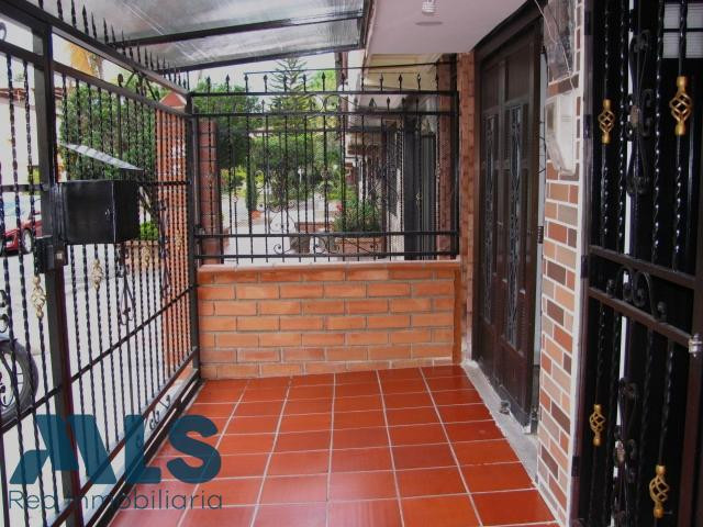 Vende casa primer piso con garaje en Mayorca medellin - mayorca