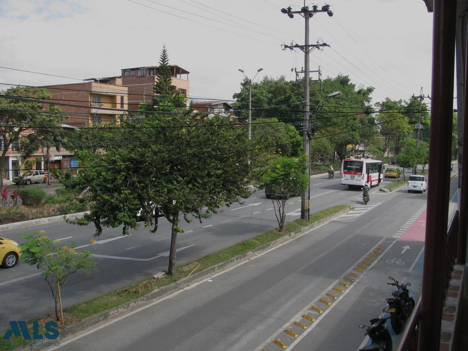 Venta de casa muy espaciosa en cristo Rey medellin - guayabal